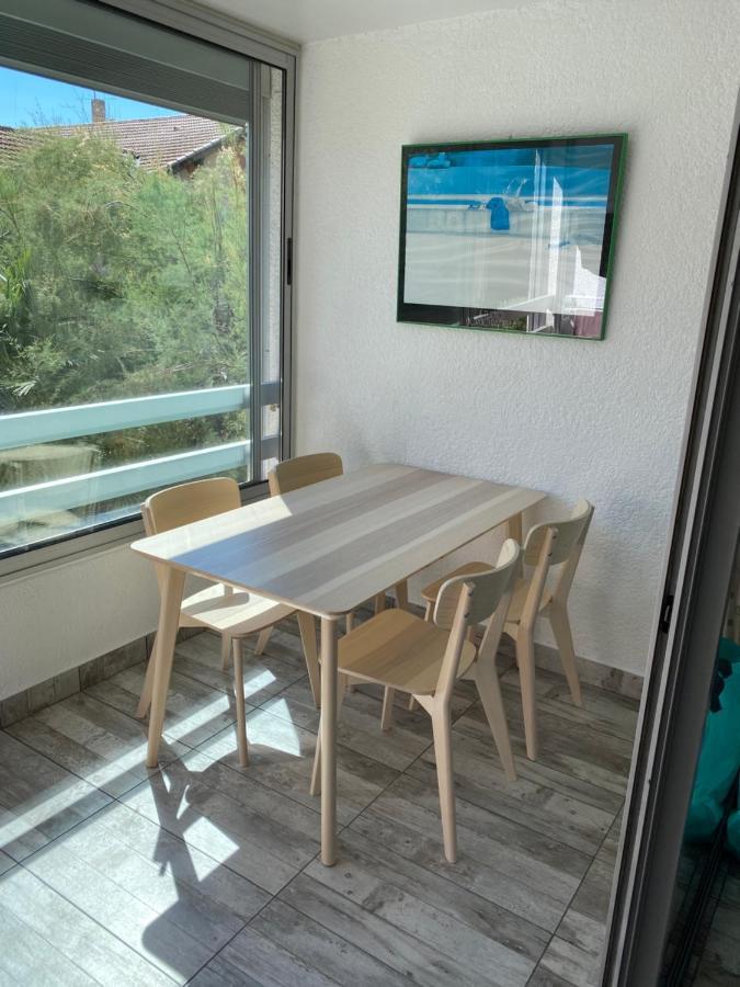 Spacieux Studio Sur Le Port De Hyères Exteriér fotografie
