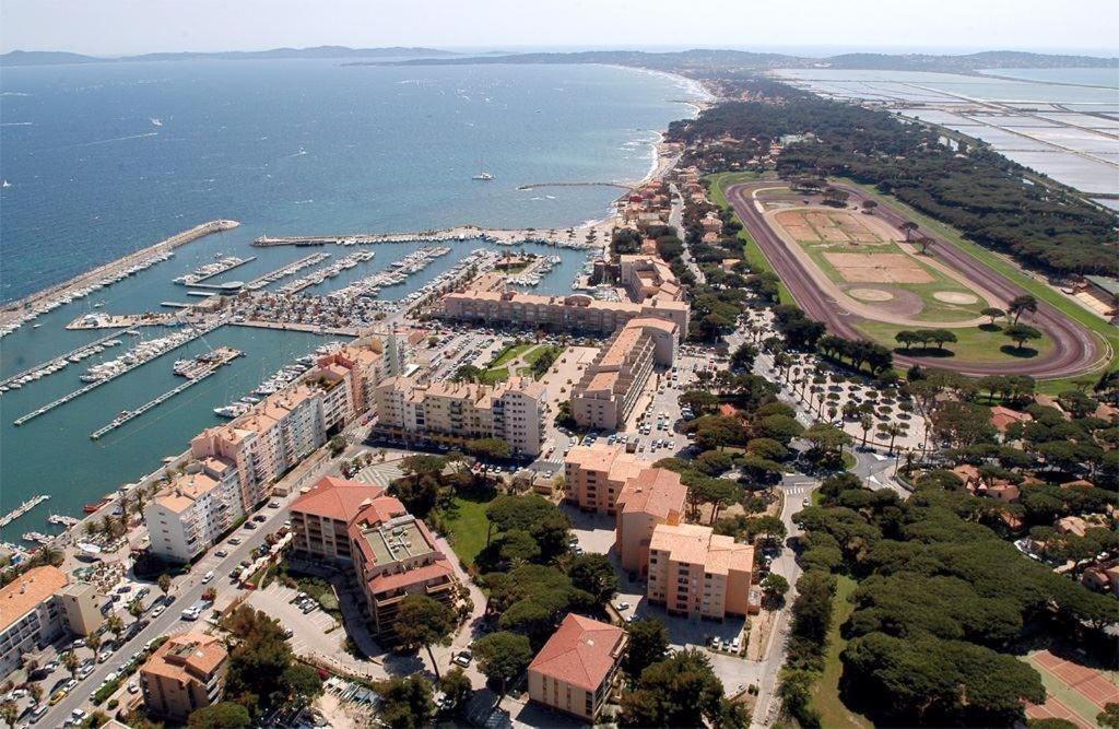 Spacieux Studio Sur Le Port De Hyères Exteriér fotografie